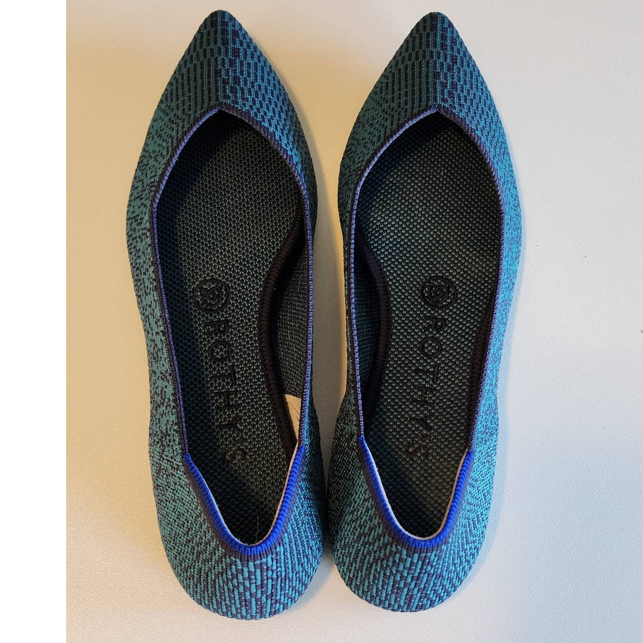 Rothy's Spruce Python Points Size 7.5