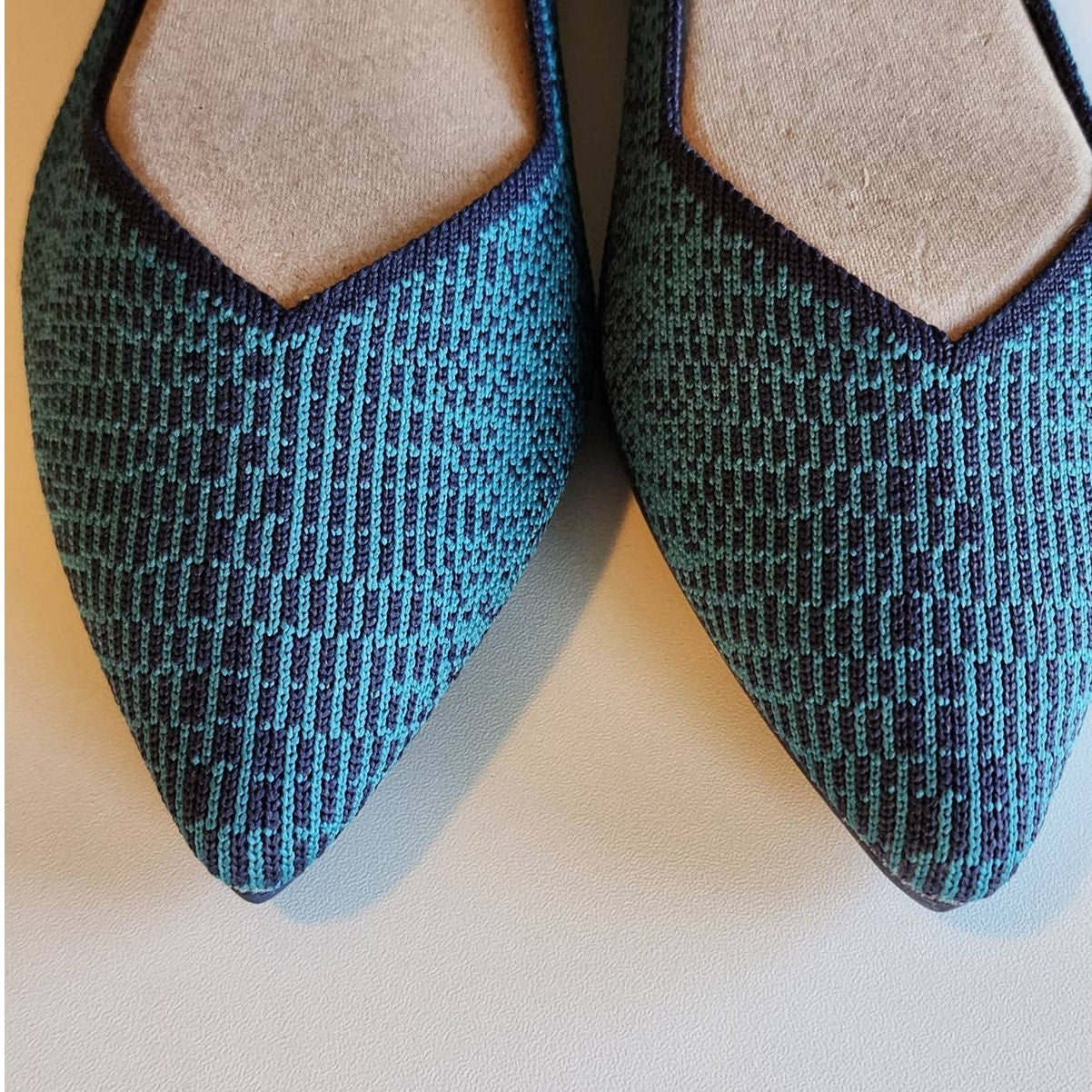 Rothy's Spruce Python Points Size 7.5