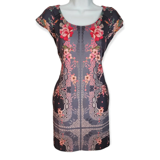 Johnny Was Floral Bodycon Scoop Neck Dress size small