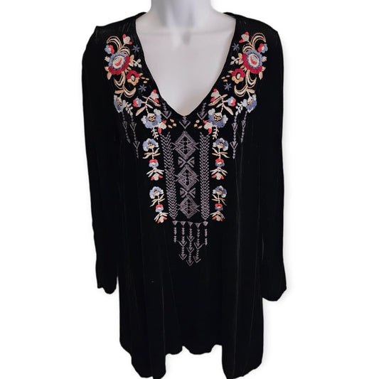 Johnny Was Black Velvet Embroidered Tunic Dress size XS