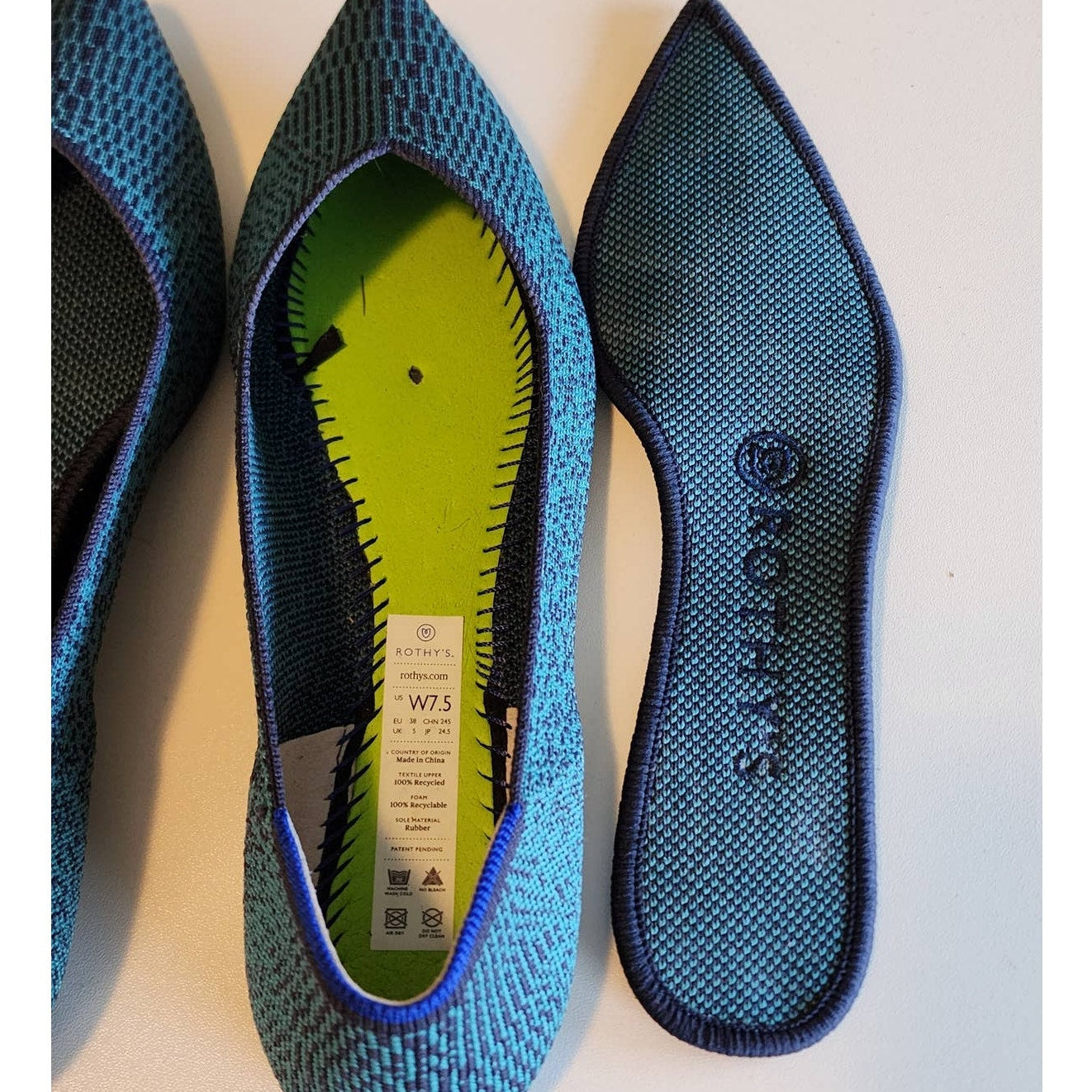 Rothy's Spruce Python Points Size 7.5